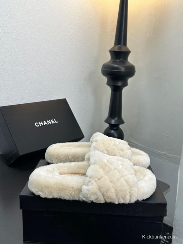 Chanel 2025 SS Classic Fluffy Slippers - LY00250