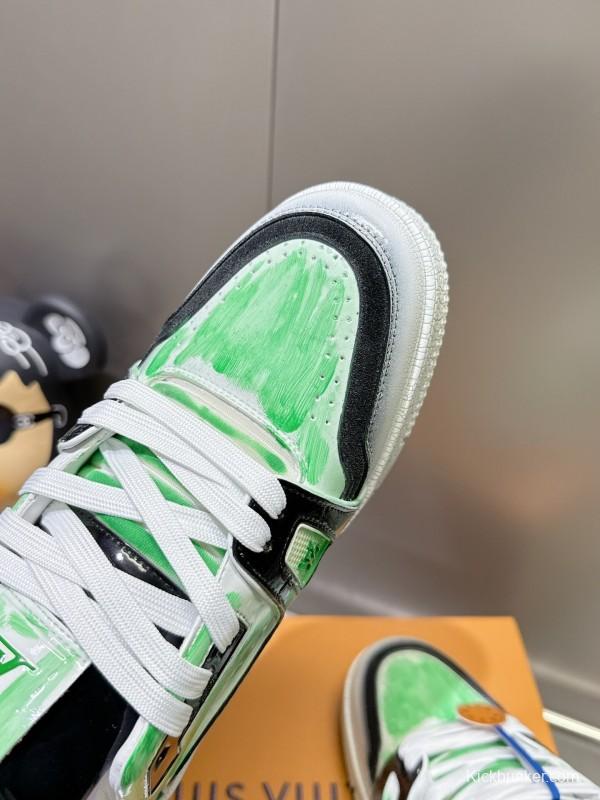 Louis Vuitton Trainer Basketball Series Crackle Glaze Process Sneakers - LY00490