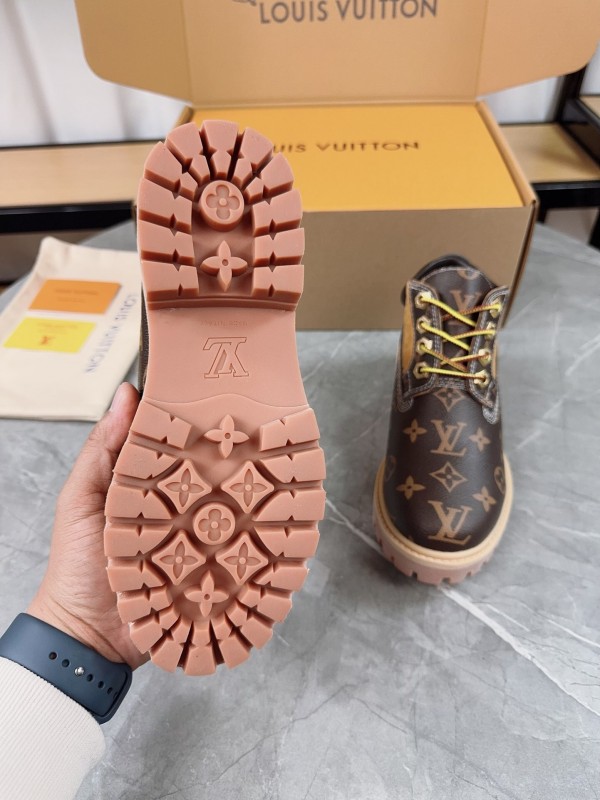 Timberland LV Monogram Waterproof Suede Leather 6-Inch Boots - LY00370