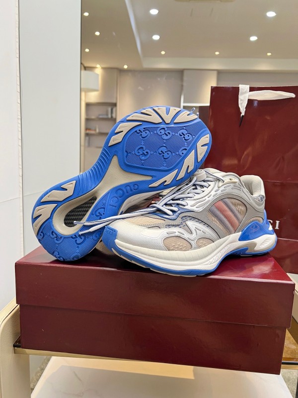 Gucci 2025/SS 2.0 Sneakers with Retro-Futuristic Design and Reflective Stripes - LY00460