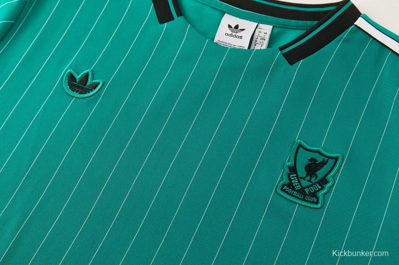 26/27 Liverpool   Green Pinstripe  Short Sleeve+Soccer Shorts