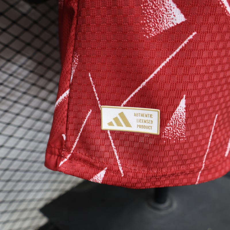 Player Version 26/27 Liverpool Red with Geometric Shatter Pattern Home Special Edition Jersey