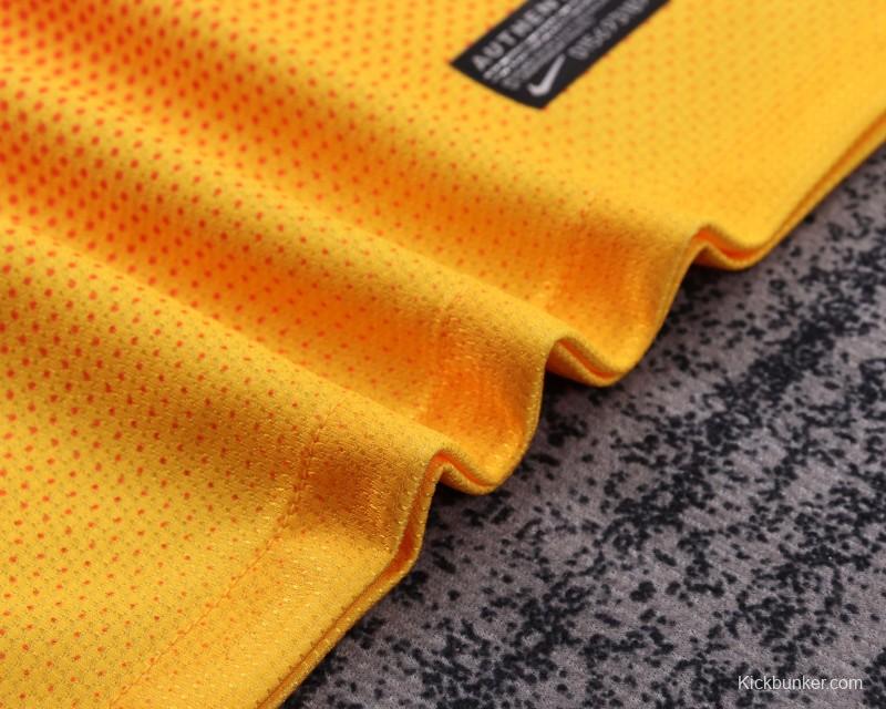 Retro Kids 12/13 FC Barcelona Away Jersey