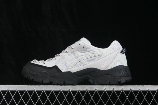 Asics Gel-Pickax Outdoor Hiking Casual Shoes for Men with Rearfoot GEL Cushioning - 1203A746-021