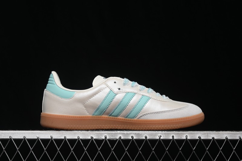 Adidas Samba OG Classic Skateboarding Shoes with Retro Suede Design - KJ4304
