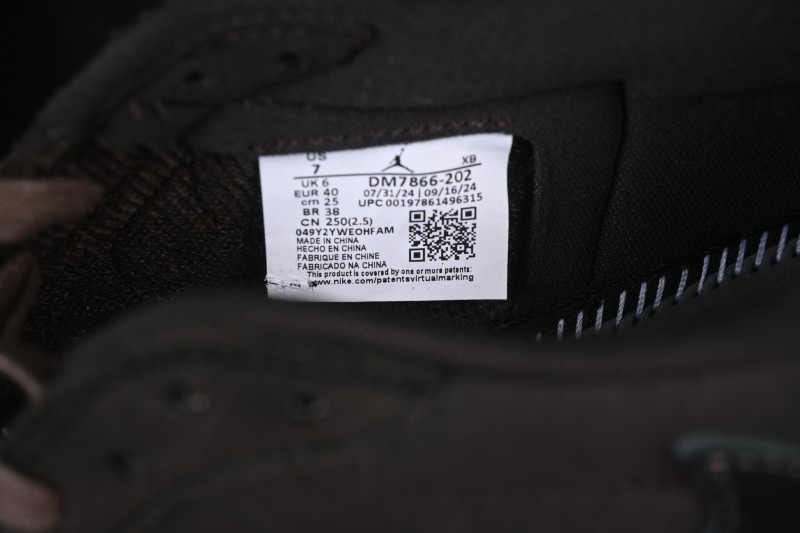 Nike Air Jordan 1 Low OG Travis Scott Reverse Swoosh Premium Leather Sneakers - DM7866-202