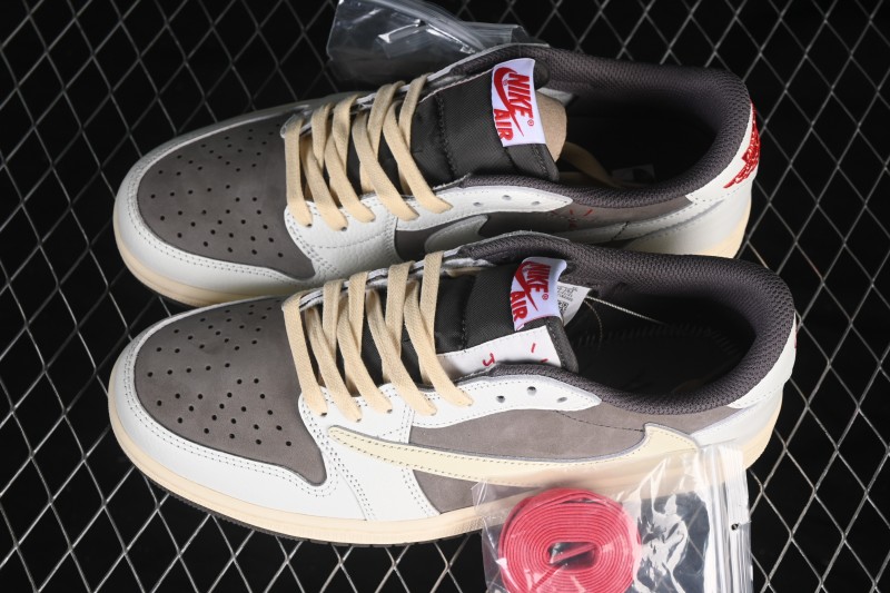 Nike Travis Scott x Air Jordan 1 Low OG Retro Basketball Shoes with Reverse Swoosh Design - DM7866-162