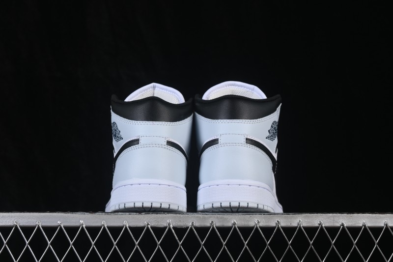 Nike Air Jordan 1 Mid Retro Basketball Casual Shoes with Classic Color Blocking - DQ8426-002