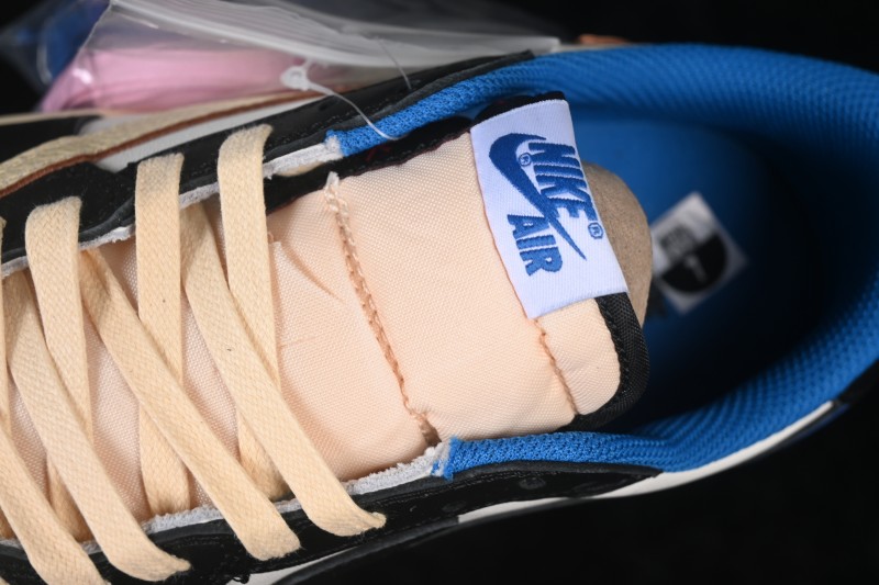 Travis Scott x Air Jordan 1 Low OG Retro Basketball Sneakers with Reverse Swoosh Design - DM7866-140