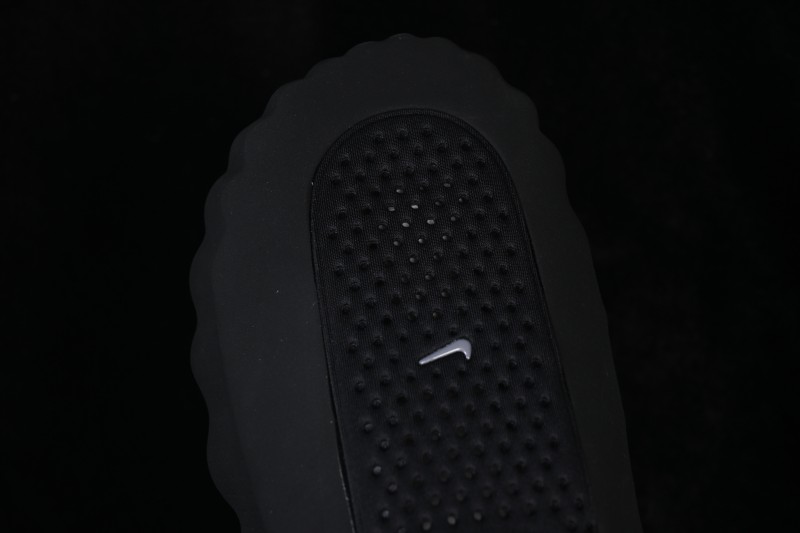 Nike Mind 001 Neuroscience Foot Massage Slippers with 22 Pressure-Point Nodes - HQ4307-001