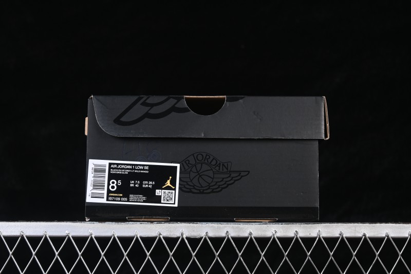Nike Air Jordan 1 Low Retro Casual Lifestyle Basketball Shoes - IB7109-005