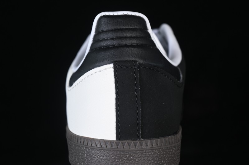 Adidas Samba OG Classic Skateboarding Shoes with Suede Upper - KJ7595