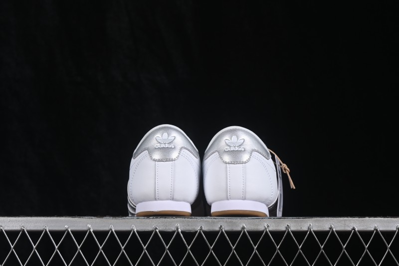 Adidas Originals Taekwondo Low-Top Training Shoes with Comfort Fit and Anti-Slip Sole - JS1192
