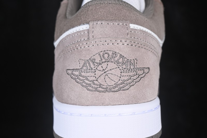 Nike Air Jordan 1 Low Retro Basketball Shoes in White Grey - 553558-046