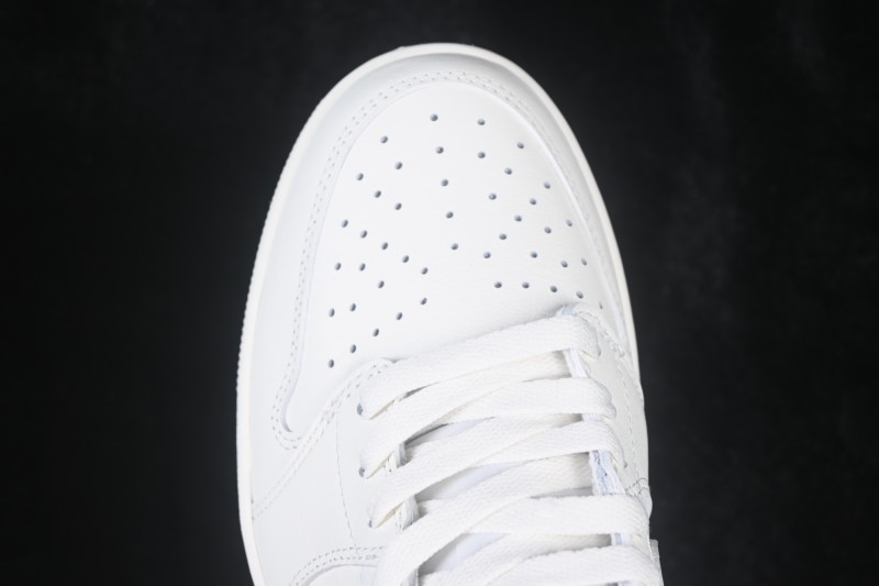 Nike Air Jordan 1 Retro Low OG Men's Basketball Shoes with Classic Swoosh Design - HQ6998-100