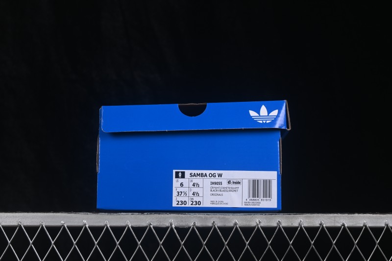Adidas Samba OG Casual Sneakers with Retro Design - IH9055