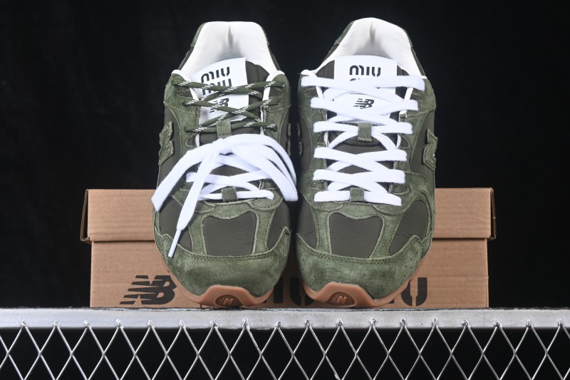 MiuMiu x New Balance 530 Low-Top Classic Retro Casual Lifestyle Shoes - AJD4