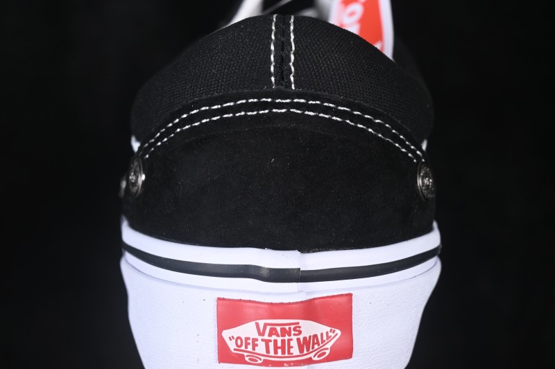 Vans Old Skool 36 Low Top Skate Shoes - VN000D56B8C