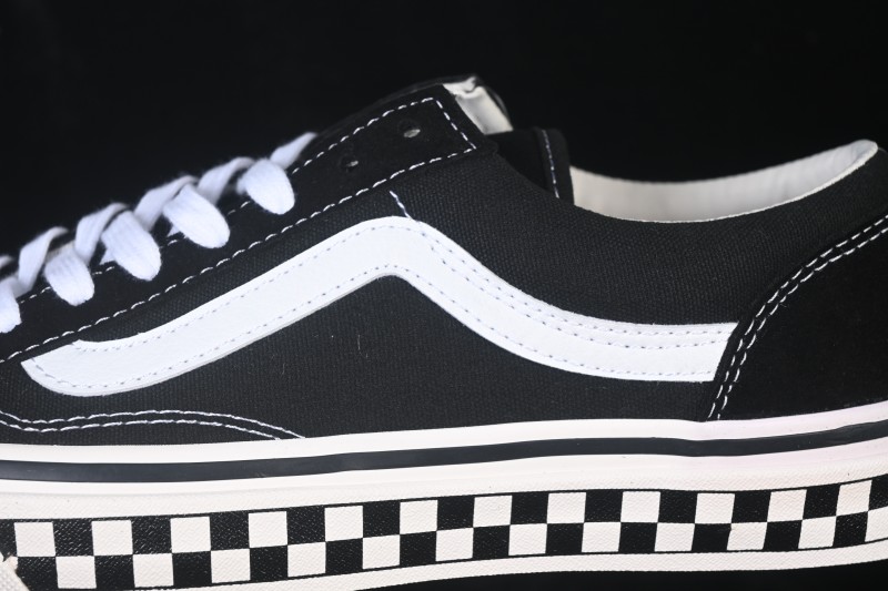 Vans LX Old Skool 36 Low Top Skate Shoes - VN000E8VBPT