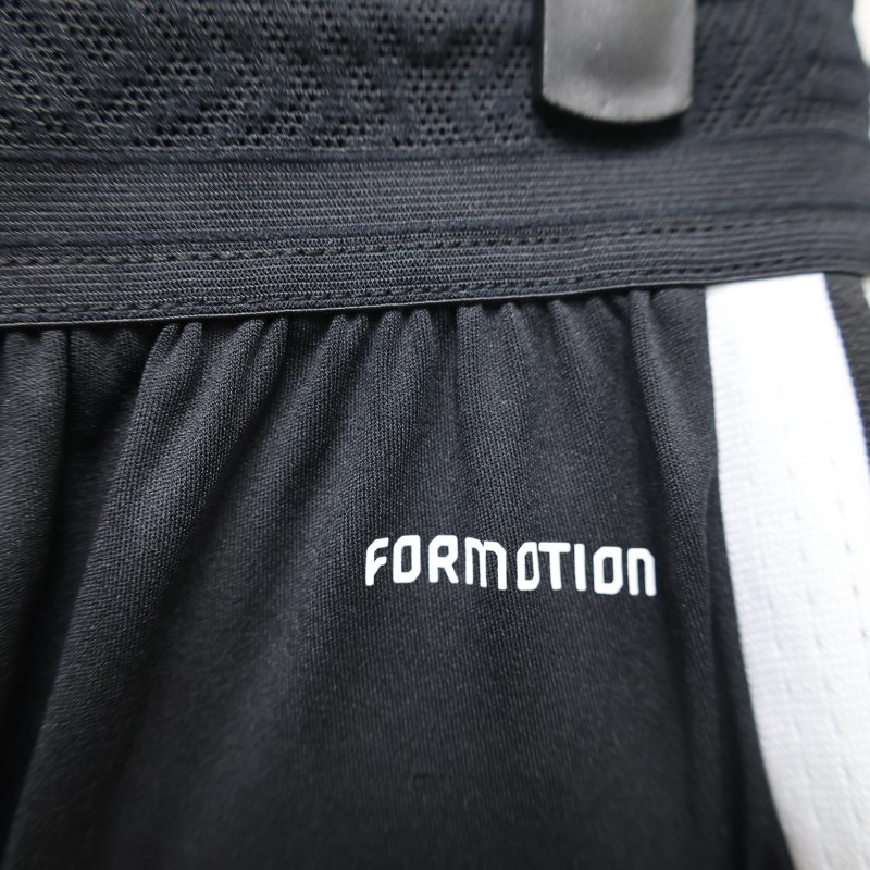 Player Version 26/27 Liverpool Black Shorts with Pockets