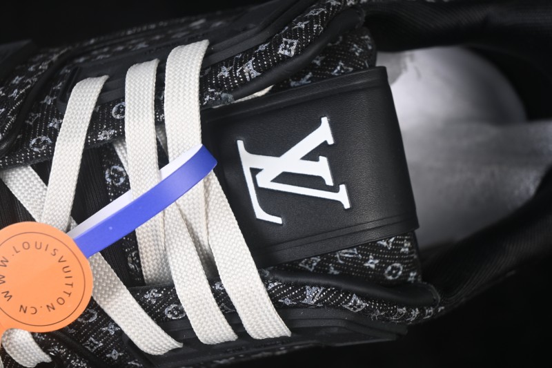 Louis Vuitton LV Trainer Sneaker - 1A9JG7