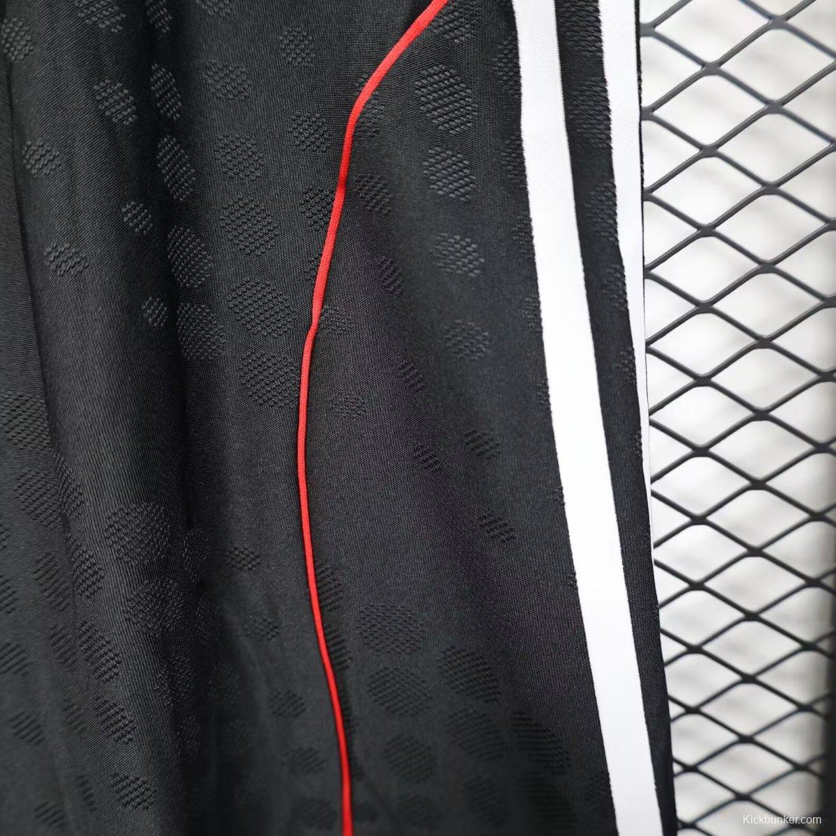 Player Version 25/26 Liverpool Away Shorts