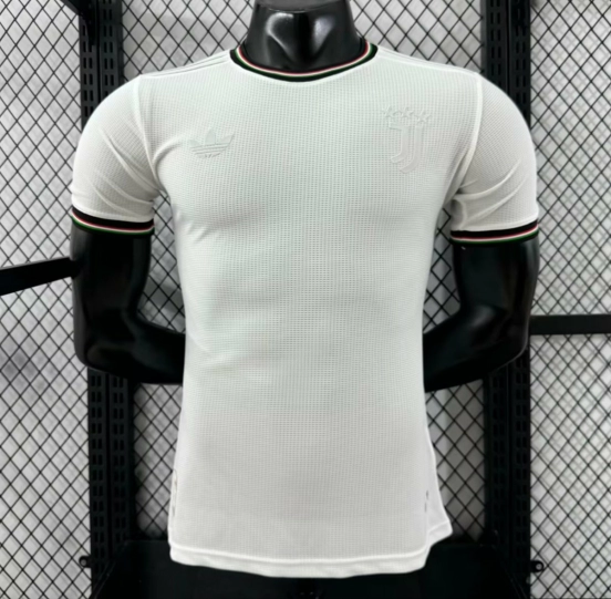 Player Version 25/26 Juventus WHITE Pre-Match Jersey