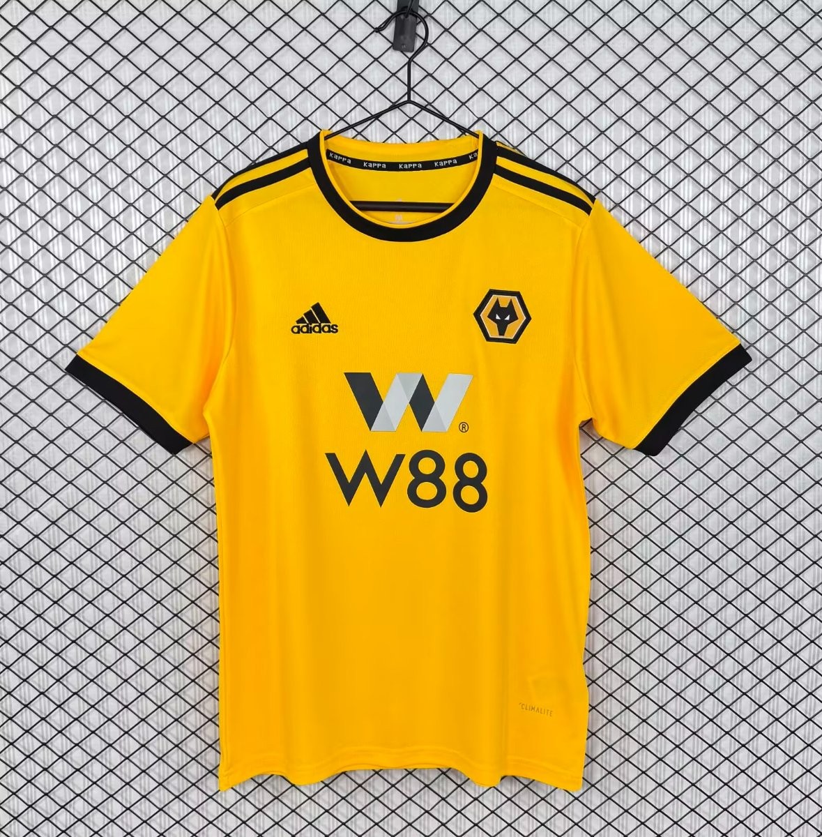 Retro 18/19 Wolverhampton Wanderers Home Jersey