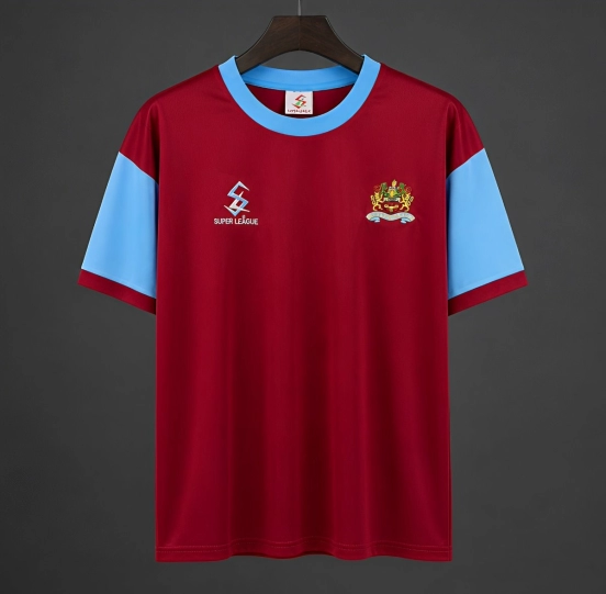 Retro 00/01 Burnley Home Jersey